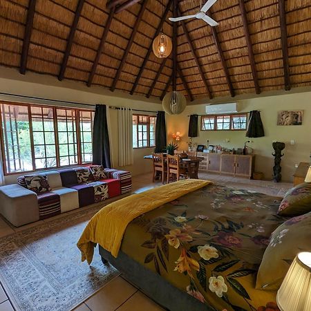 Hasekamp Family Bush Lodge Hoedspruit Buitenkant foto